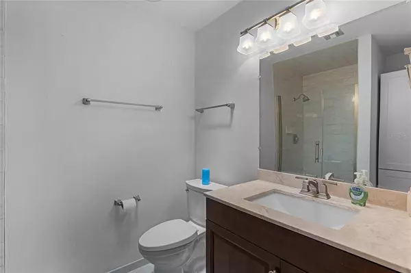 1007 MARSCASTLE AVE, Orlando, FL 32812