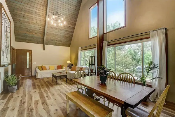 6075 Imperial Dr, Westport, WI 53597