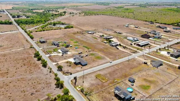 121 Charismatic Ln, New Braunfels, TX 78130