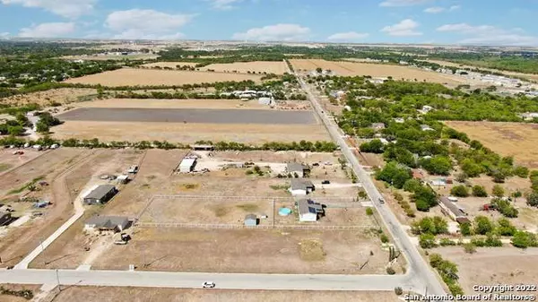 121 Charismatic Ln, New Braunfels, TX 78130