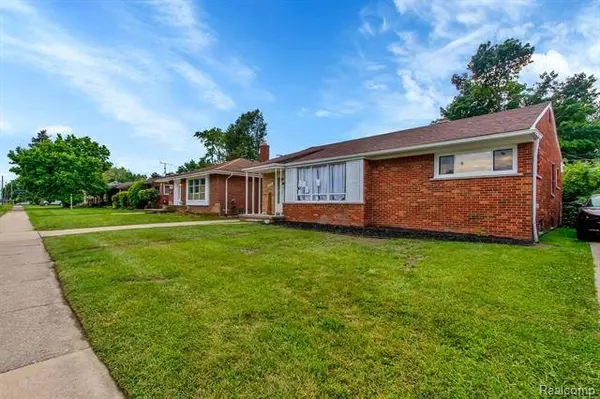 9609 BEECH DALY Road, Redford Twp, MI 48239