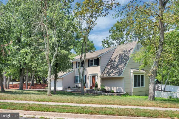 42 CHIPPENHAM DR, Voorhees, NJ 08043