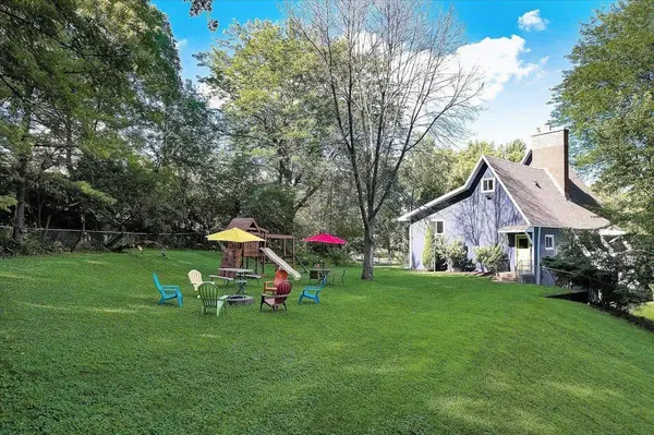 6075 Imperial Dr, Westport, WI 53597