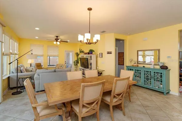 373 ALCOVE DR, Groveland, FL 34736