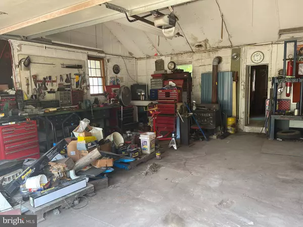 911 BERRY LN, Milford, DE 19963