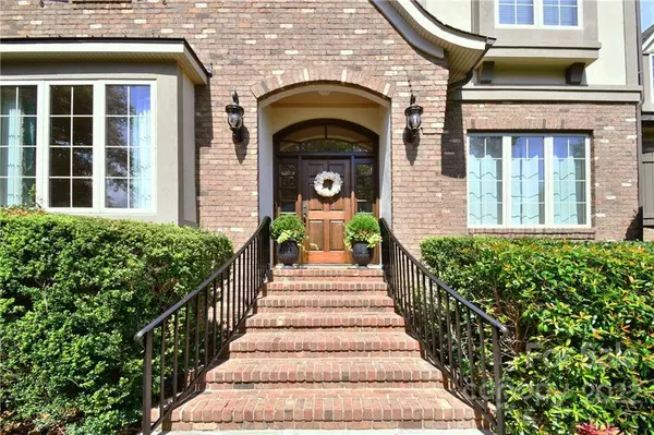 9931 Clarkes View PL, Concord, NC 28027