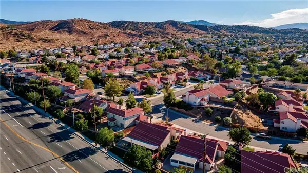 38522 Desert Flower DR, Palmdale, CA 93551