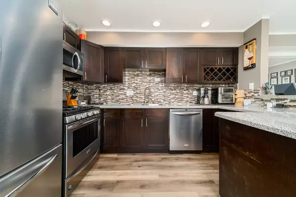 8619 Blue Ridge Avenue, Hickory Hills, IL 60457