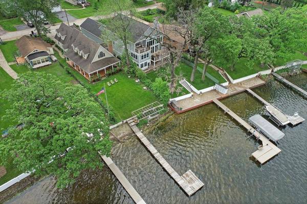 42900 N Janette ST, Antioch, IL 60002