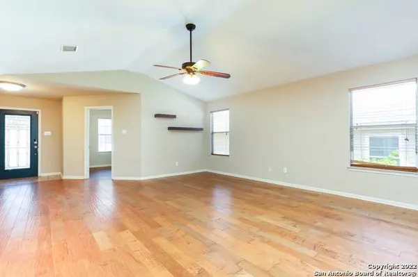 1002 Magnolia Field, San Antonio, TX 78251