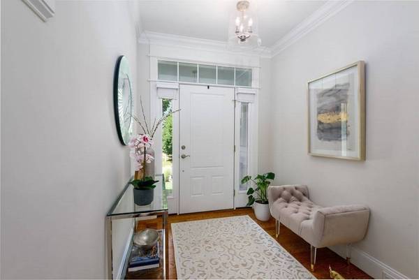 2 Crenshaw Ln #2, Andover, MA 01810