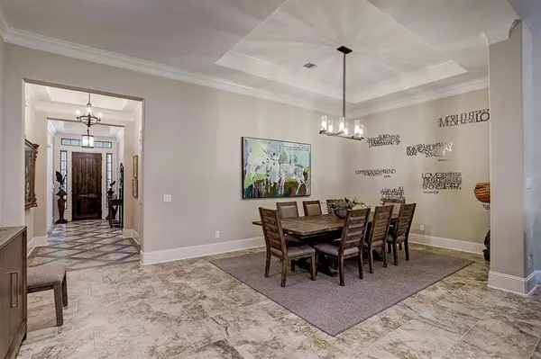 10139 Briar Dr DR, Houston, TX 77042