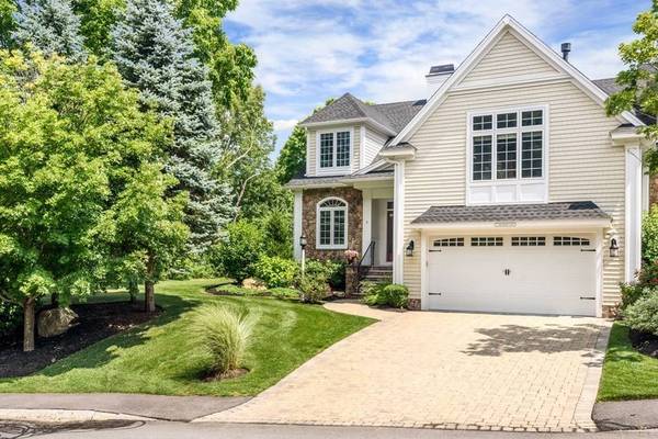 2 Crenshaw Ln #2, Andover, MA 01810