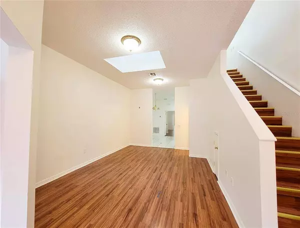 1029 UNIVERSAL REST PL, Kissimmee, FL 34744