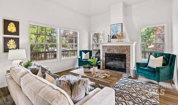 4991 N Contour Way, Boise, ID 83703