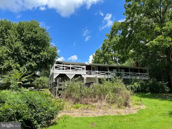 4334 SPECKS RUN RD, Bunker Hill, WV 25413