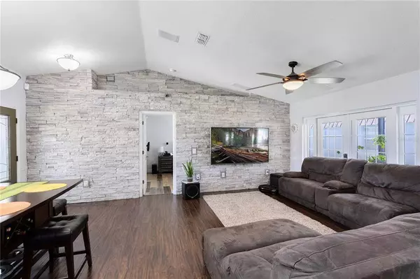 8 CATALINA CT, Kissimmee, FL 34758