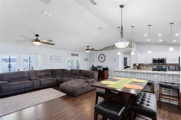 8 CATALINA CT, Kissimmee, FL 34758