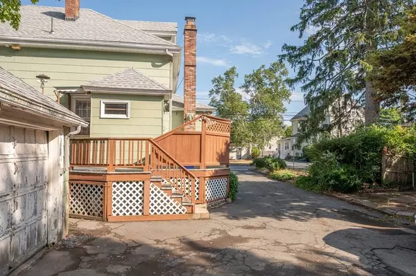 33 Central Ave, Danvers, MA 01923