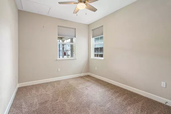 17872 Calaveras DR, Lathrop, CA 95330