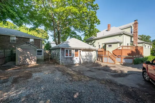 33 Central Ave, Danvers, MA 01923