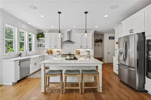 126 White Oak TRL, Cumming, GA 30028