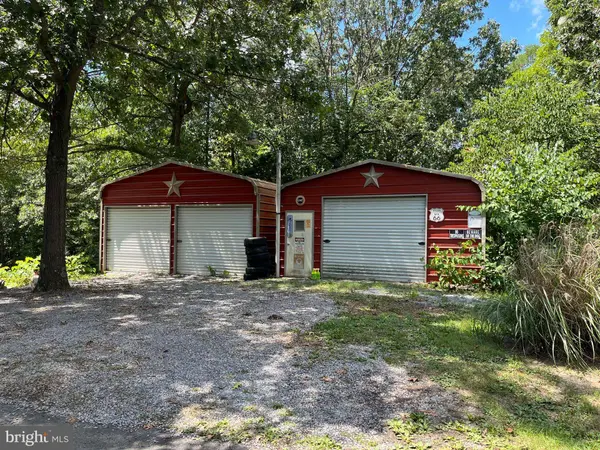 4334 SPECKS RUN RD, Bunker Hill, WV 25413