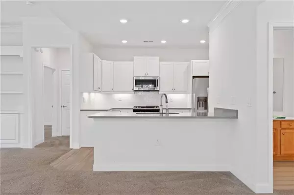 3775 Ridgehurst LN, Buford, GA 30519