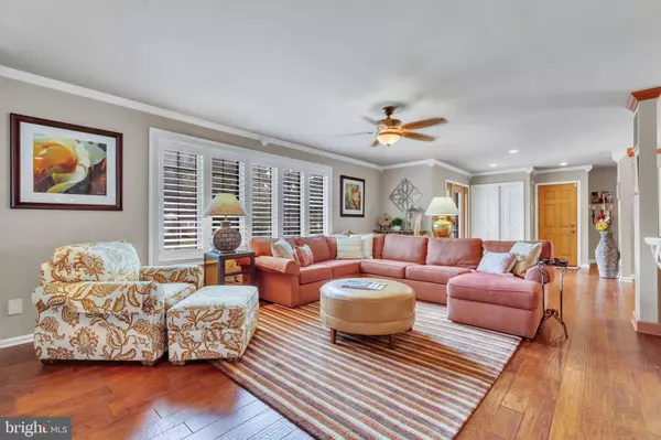 34 RANOLDO TER, Cherry Hill, NJ 08034