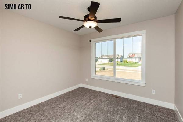 605 E Vista Lake Avenue, Polk City, IA 50226