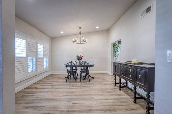 5924 Shadow Oak DR, Citrus Heights, CA 95621