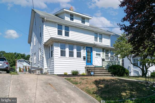 225 ADDISON AVE, Collingswood, NJ 08108