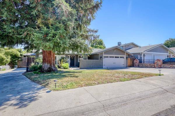 5924 Shadow Oak DR, Citrus Heights, CA 95621