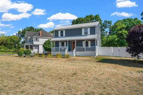 740 Jubilee Dr, Peabody, MA 01960