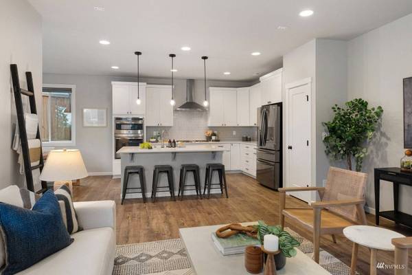 230 182nd ST SE, Bothell, WA 98012