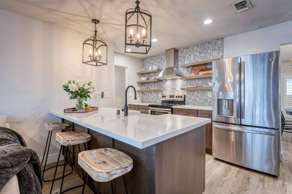 5924 Shadow Oak DR, Citrus Heights, CA 95621