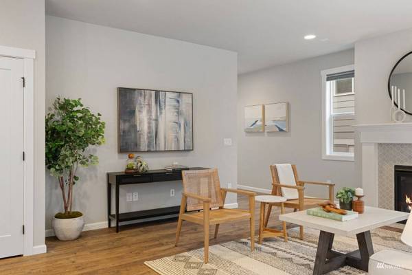 230 182nd ST SE, Bothell, WA 98012