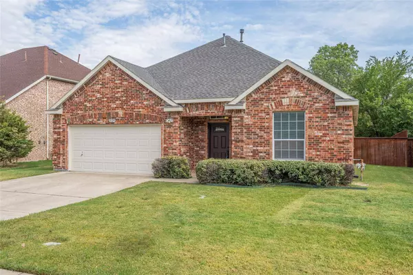 1129 Whispering Trail, Lewisville, TX 75067