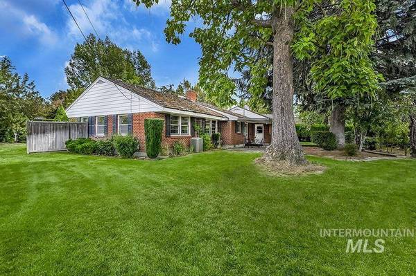 44 S Mesa Vista Dr, Boise, ID 83705