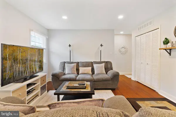 9 WINDING WAY, Gibbsboro, NJ 08026