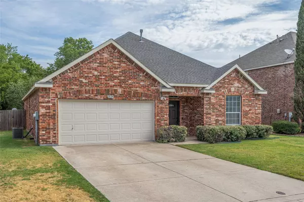 1129 Whispering Trail, Lewisville, TX 75067