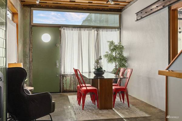 112 18th AVE, Seattle, WA 98122