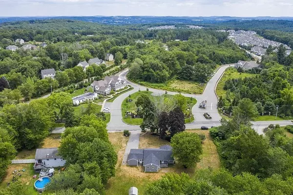 506 Howe St, Methuen, MA 01844