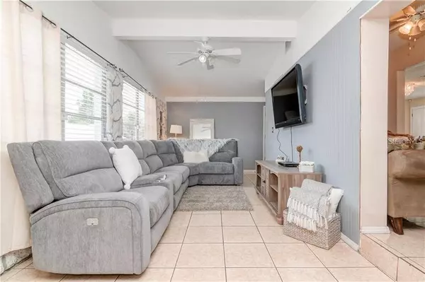 6431 MACKENZIE ST, Orlando, FL 32807