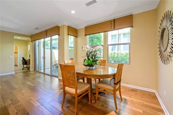 71 City Stroll, Irvine, CA 92620