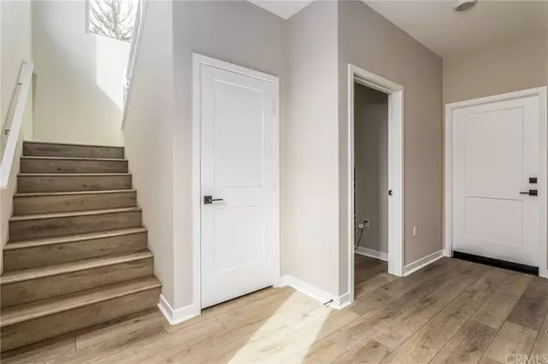 2706 Via Alta PL, San Diego, CA 92108