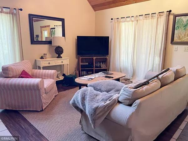 8249 Fairway LN, Onamia, MN 56359