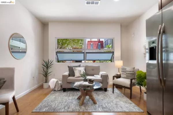 6466 Hollis St 236, Emeryville, CA 94608