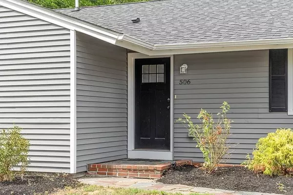 506 Howe St, Methuen, MA 01844