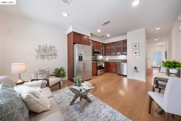 6466 Hollis St 236, Emeryville, CA 94608